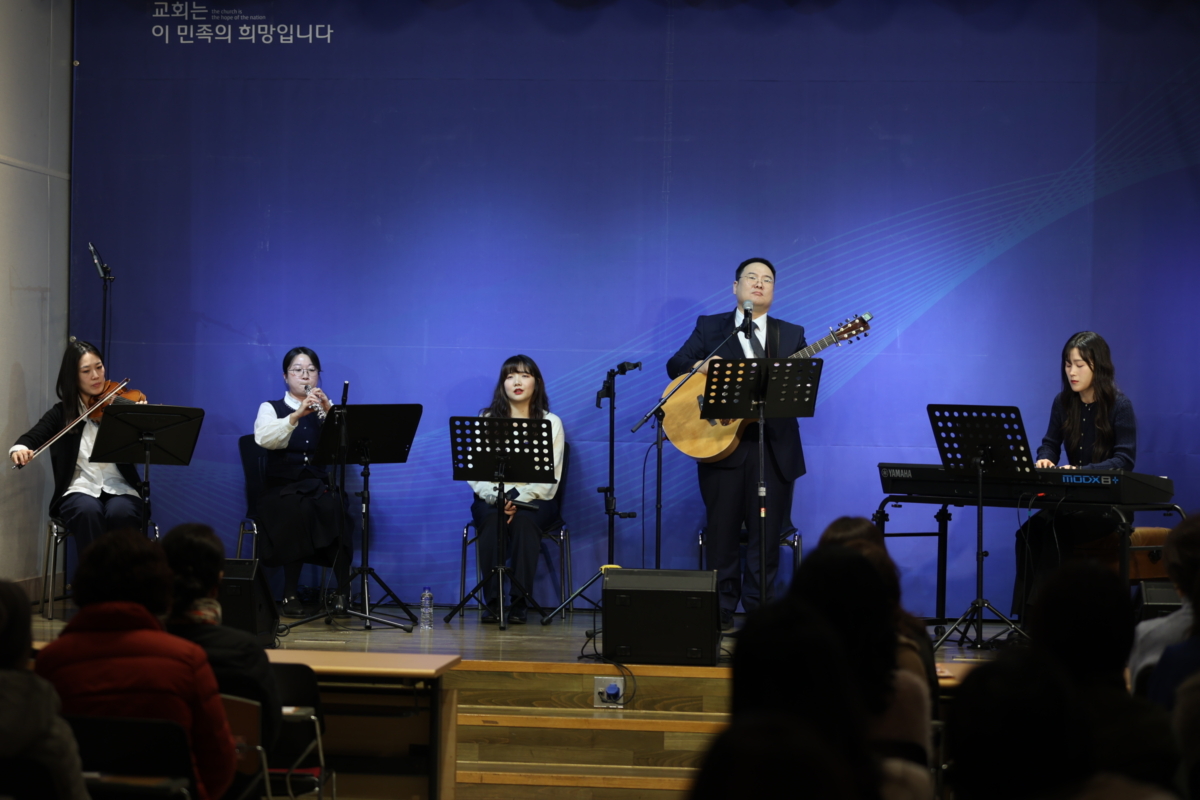 2025.11.19 어머니기도회 : 이철규 찬양사